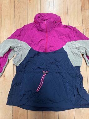 lululemon athletica Colorblock Pullover Rain Jacket - Pink, Navy & Gray